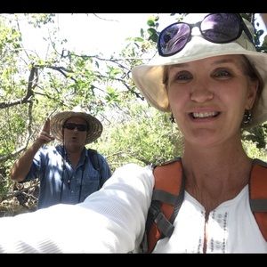 Meet your Posher, Rhonda